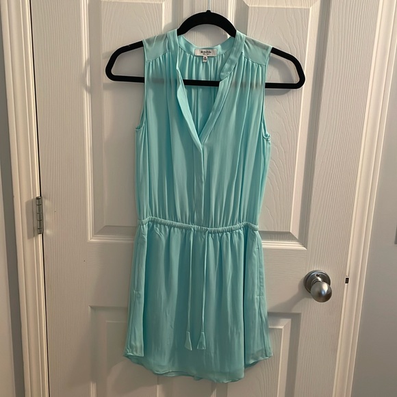 Aritzia Babaton Benedict dress - Picture 1 of 3